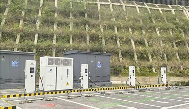 宜昌首批全液冷超充站投入運(yùn)營(yíng)，鴻嘉利助力高質(zhì)量充電基礎(chǔ)設(shè)施建設(shè)(圖3)
